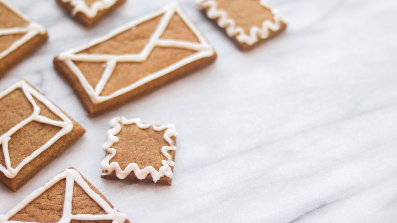 Use Padded Envelopes For Secured Postage