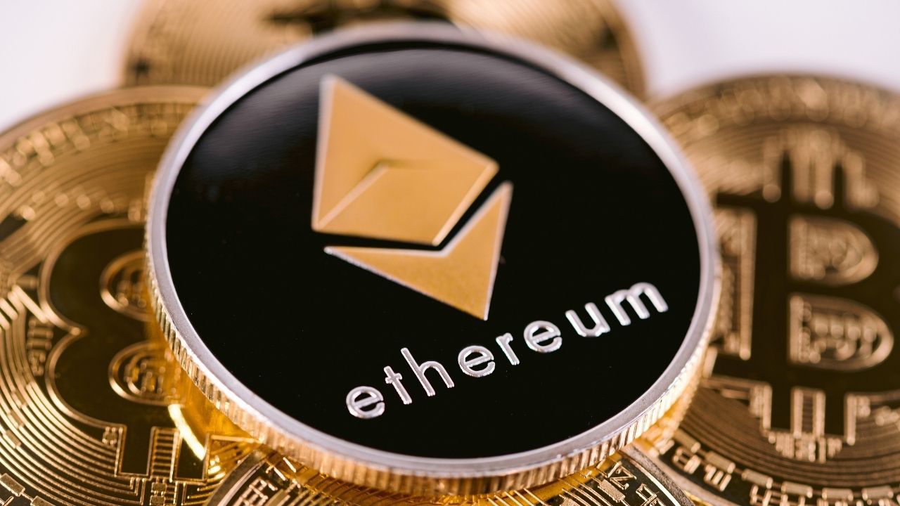 How Does the Canadian Economy Impact ETH- CAD Prices?